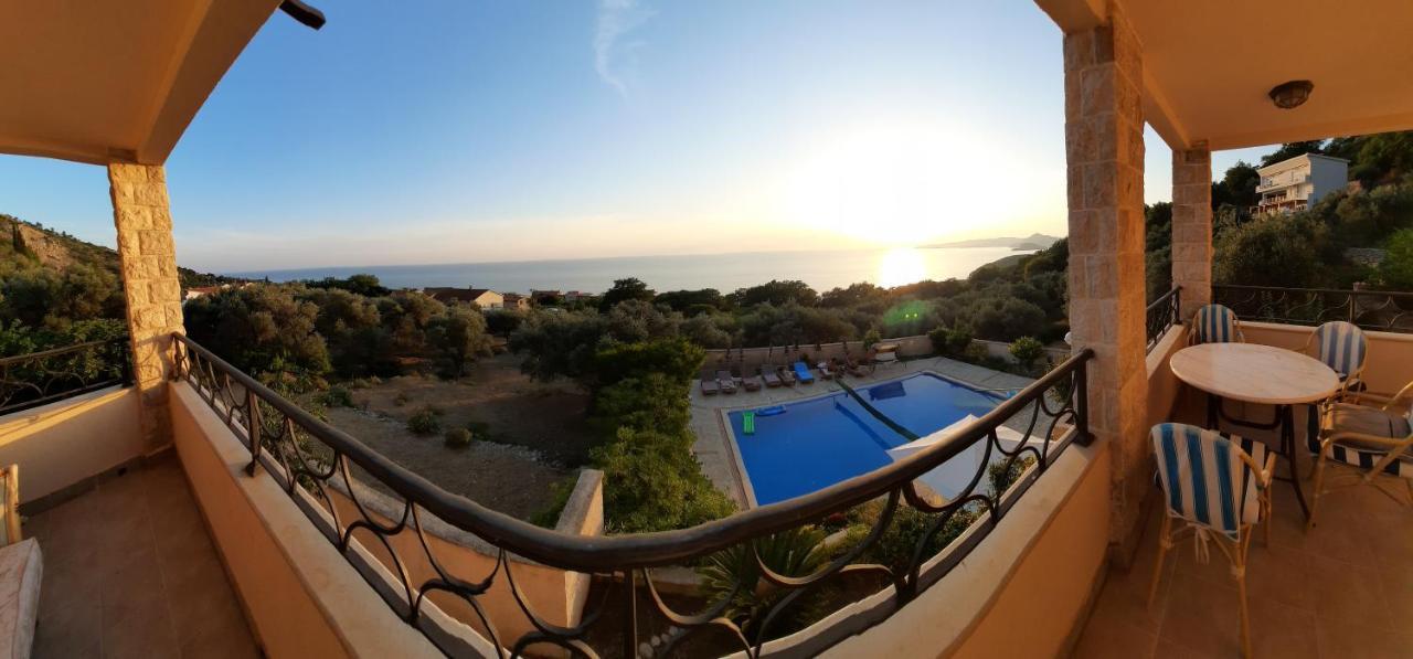 Villa Lipski Sveti Stefan Extérieur photo