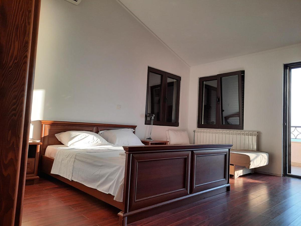 Villa Lipski Sveti Stefan Extérieur photo
